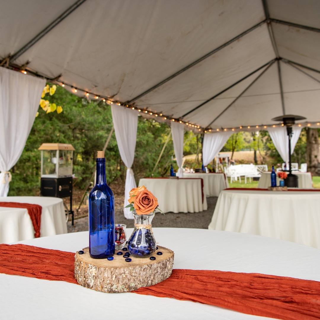rust and royal blue wedding reception decor
